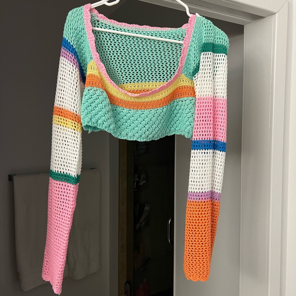 Viral knit top